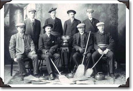 Curling Club, Ottawa, Ontario, 1908, photo by W.J. Topley, PA42445