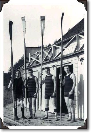 Ottawa Rowing Club, 1910, photo by W.J. Topley, PA42692