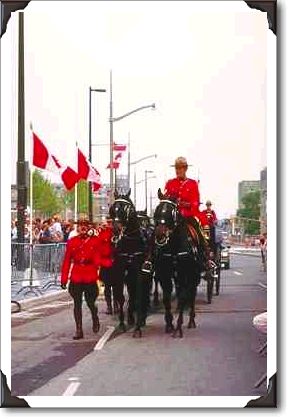 Mounties on horseback, Ottawa, Ontario