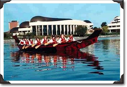 Modern day version of a Haida canoe on the Ottawa River