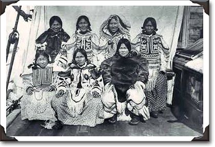 Inuit women, 1903-1904; photo A.P. Low c-51