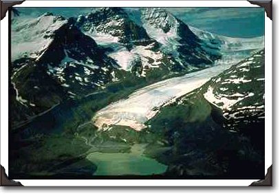 Columbia Icefield, Icefields Parkway, Alberta