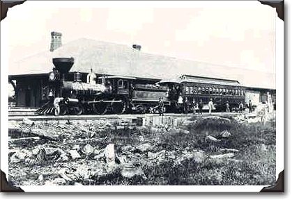 First train into Meaford, Ont. c.1909 - C35485